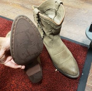 Ariat Shoes - Ariat Booties Ariat Shoes - Ariat Booties